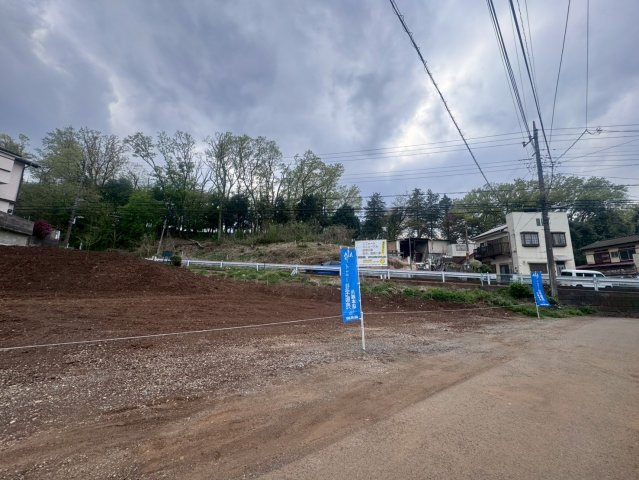 駐車場用地 所沢市荒幡 の前面道路含む現地写真