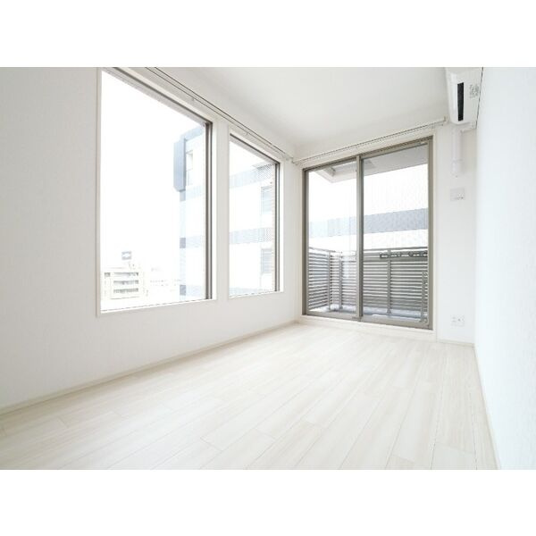 プレジオ長田の洋室