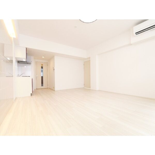 プレジオ長田の居間・リビング