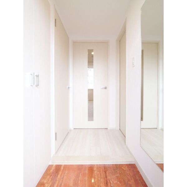 プレジオ長田の玄関