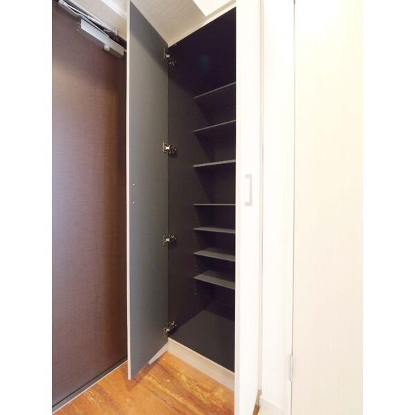 プレジオ長田の収納