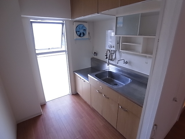 神戸市北区鈴蘭台北町７丁目の賃貸マンションのキッチン|キッチン