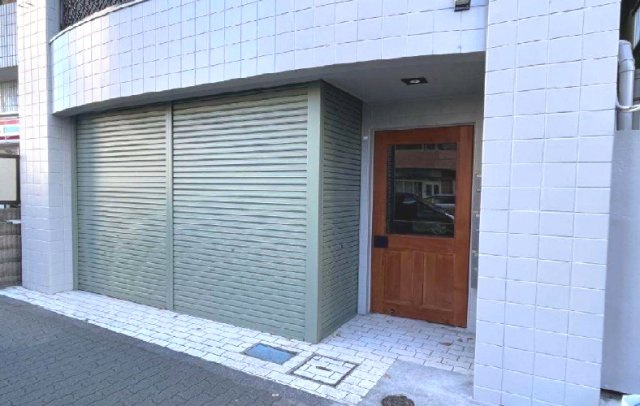 アゼリアガーデンの外観