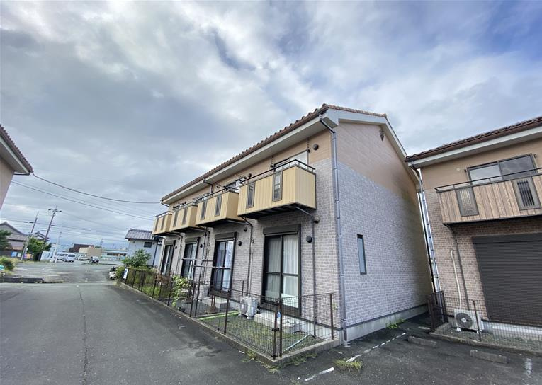 リトルエデン Bの外観