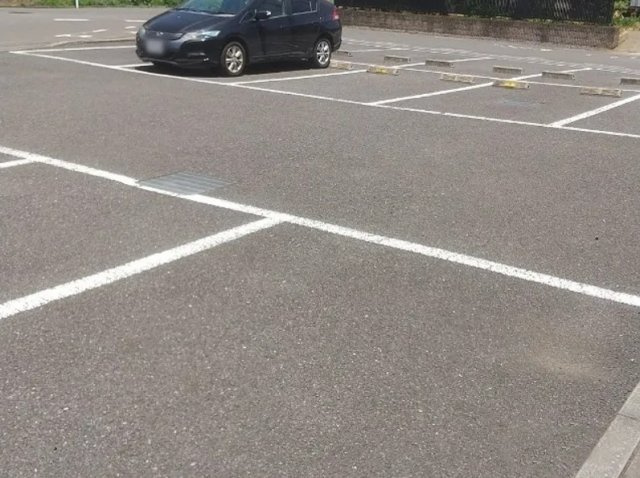 レオパレスＴＯＲＲＡＮＣＥの駐車場