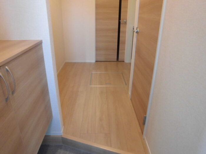 ウェルデンスD-stay Bの玄関|玄関