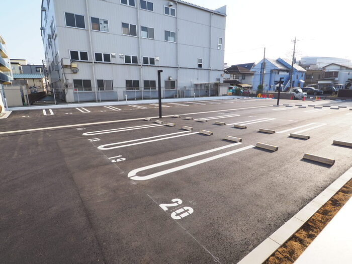 ウェルデンスD-stay Bの駐車場|駐車場