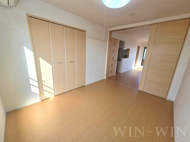 フォルシュの寝室