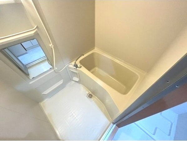 第5アローズ新大阪の浴室