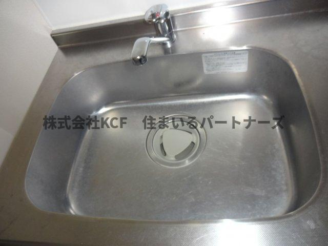 J-PLACE東町のキッチン|コンパクトなキッチンで掃除もラクラク