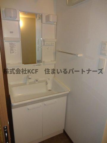 J-PLACE東町の独立洗面台|朝の身支度には欠かせない独立洗面化粧台