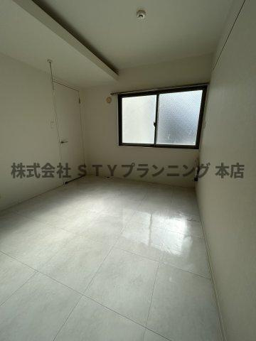 仲介手数料０円！プランドール平針の居間・リビング