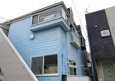 【外観】 | コーポマリーナ座間 | 土地の形が極端に長細かったり、狭小地、あるいは道路との高低差がある傾斜地だった場合、後々売ろうとしても買い手がつかない場合もあります。後々、売却することになった時に価値の下がらない土地を選びましょう。