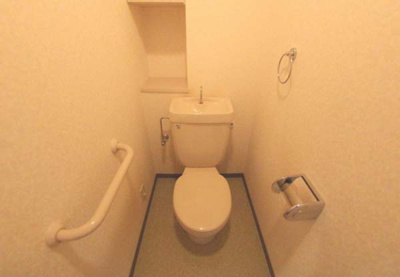 【トイレ】 | サンクレスト岸和田 | 落ち着いた色調のトイレです