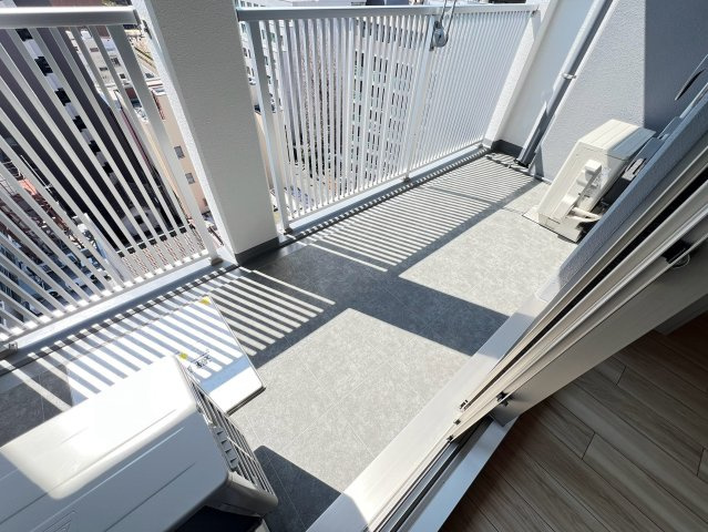 アーバネックス大阪天満宮IIのバルコニー