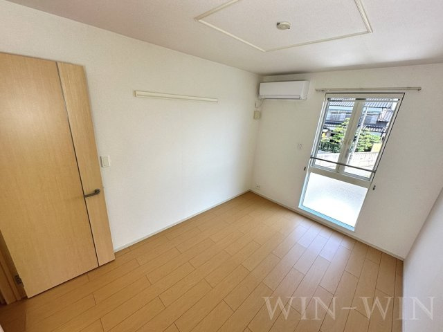 アークラムの寝室