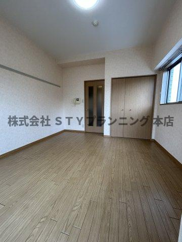 仲介手数料０円！グランツ昭和館の居間・リビング