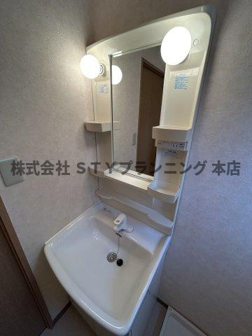 仲介手数料０円！グランツ昭和館の独立洗面台