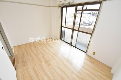 【居間・リビング】 | メゾンドール布施