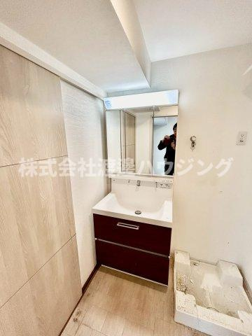 CEREJEIRA江坂の洗面所