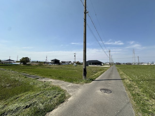 土地　茶屋新田2丁目の外観