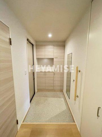 ハーバーサイト南山手の玄関