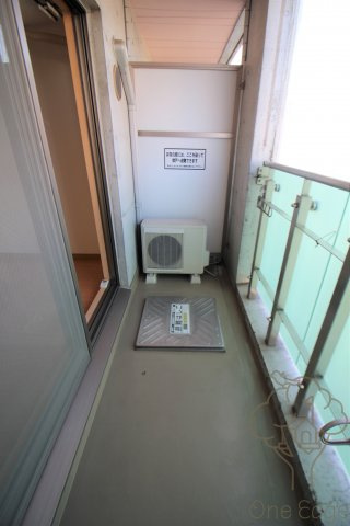 TTH東梅田のバルコニー