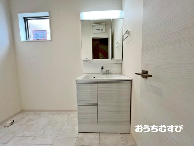 春日井市西高山町(全3棟)の独立洗面台