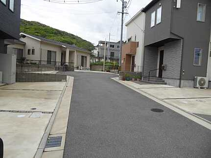 東区上温品３丁目の前面道路含む現地写真