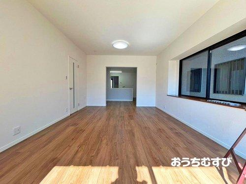 春日井市林島町4丁目の居間・リビング|現地（2024年5月）撮影