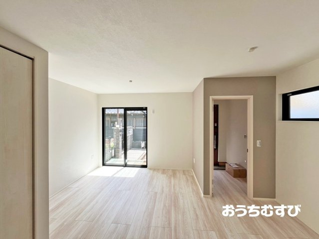 尾張旭市南新町白山（全2棟）の居間・リビング