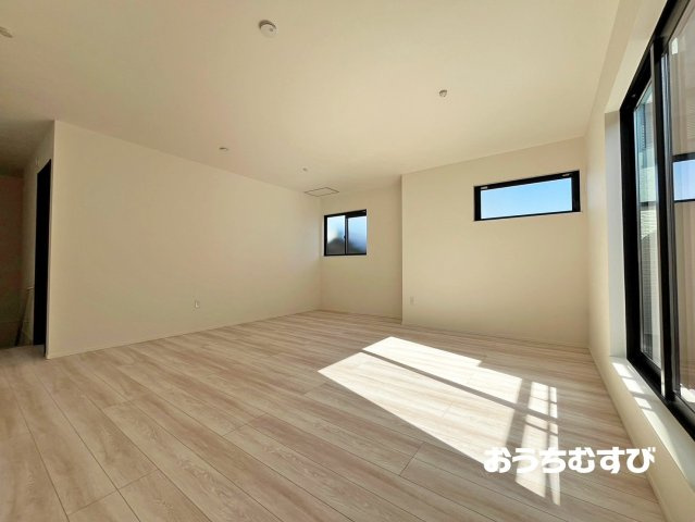 尾張旭市大塚町(全2棟)の洋室