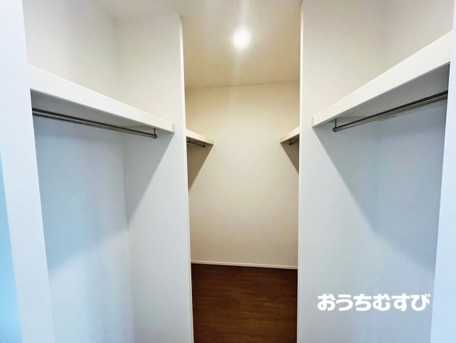 春日井市高山町3丁目(全3棟)の収納