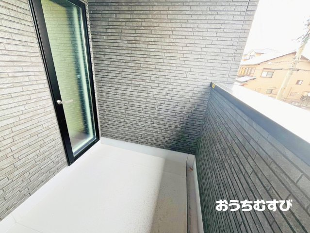 春日井市高山町3丁目(全3棟)のバルコニー