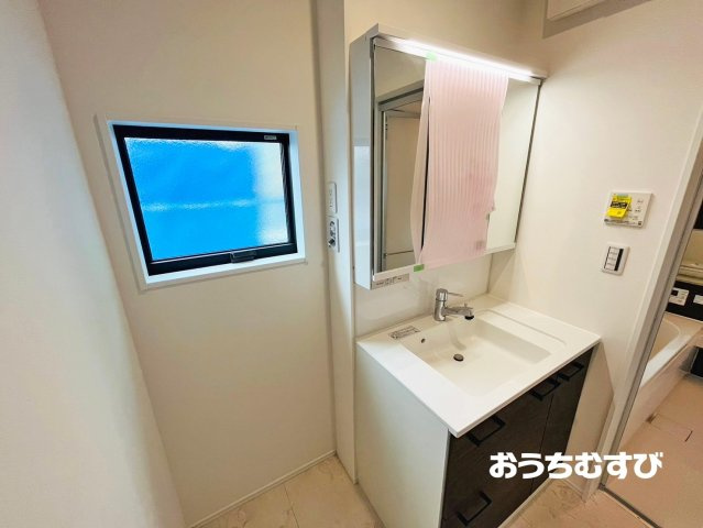 春日井市高山町3丁目(全3棟)の独立洗面台