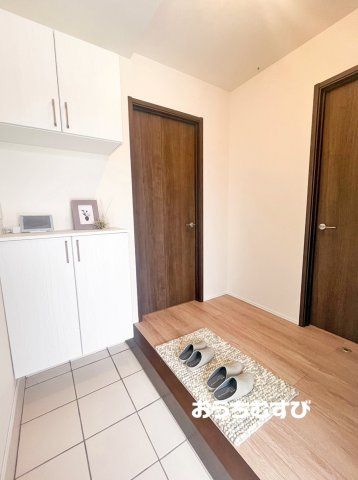 守山区川北町(全2棟)の玄関