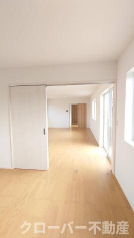 ＷＥＬＬ　ＮＡＫＡＢＵの居間・リビング