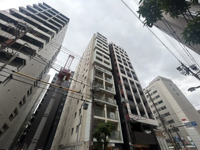 アーデン京町堀イーストの外観