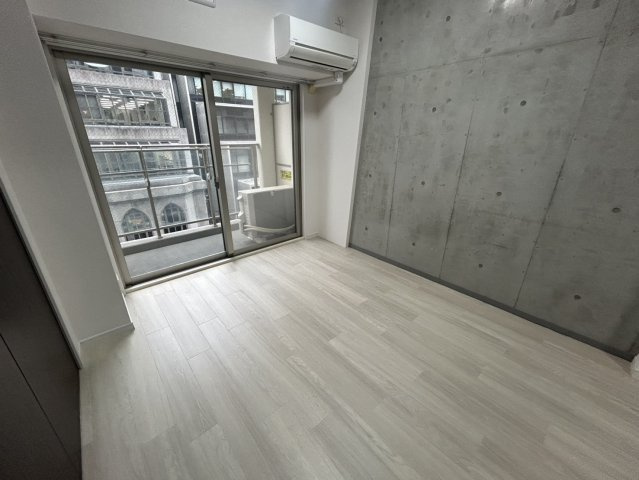 アーデン京町堀イーストの洋室