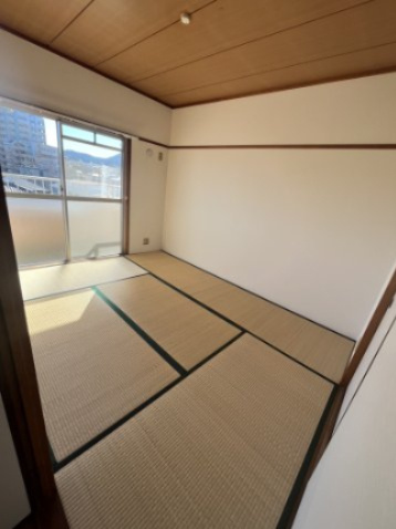 リバーサイド八番館の和室