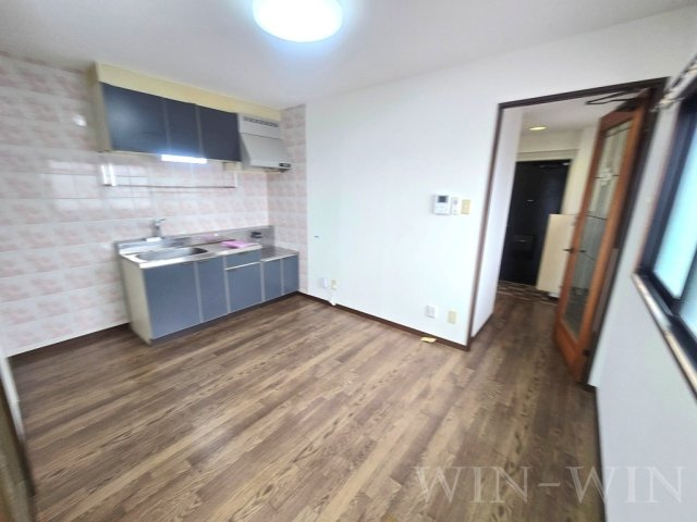 ヴィラシャルマン Ⅱの居間・リビング