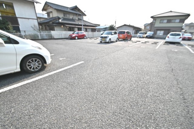 【駐車場】 | イーストガーデン峰