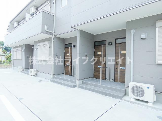 アルマコート豊田のエントランス