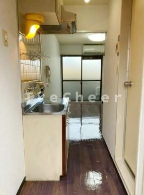 【玄関】 | メゾンドルージュ