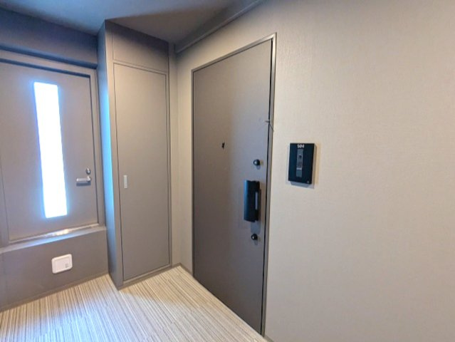 ミリアレジデンス蔵前の設備|角部屋、玄関にもモニター付インターホン付、ディンプルキーのダブルロックセキュリティ