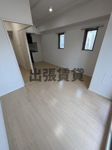 仲介手数料0円！！プリフェラブル栄の居間・リビング