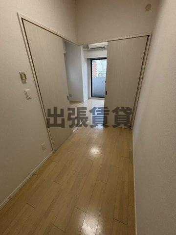 仲介手数料0円！！プリフェラブル栄の居間・リビング