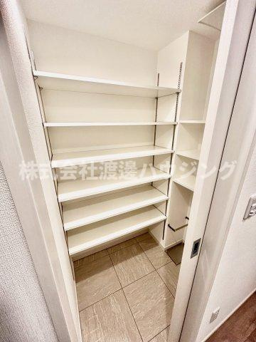 BLANCA IZUMIの収納|ウォークインシューズBOX