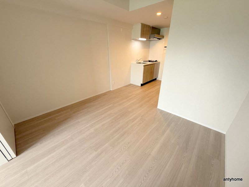 MAXIV CROS 江坂　仲介手数料の洋室