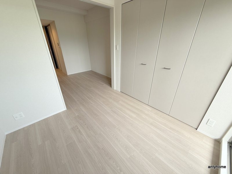 MAXIV CROS 江坂　仲介手数料の寝室